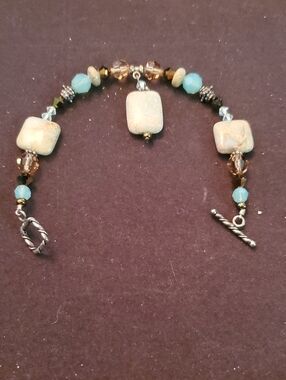 Beige and Aqua Beaded Bracelet REASONABLE OFFER ACCEPTED